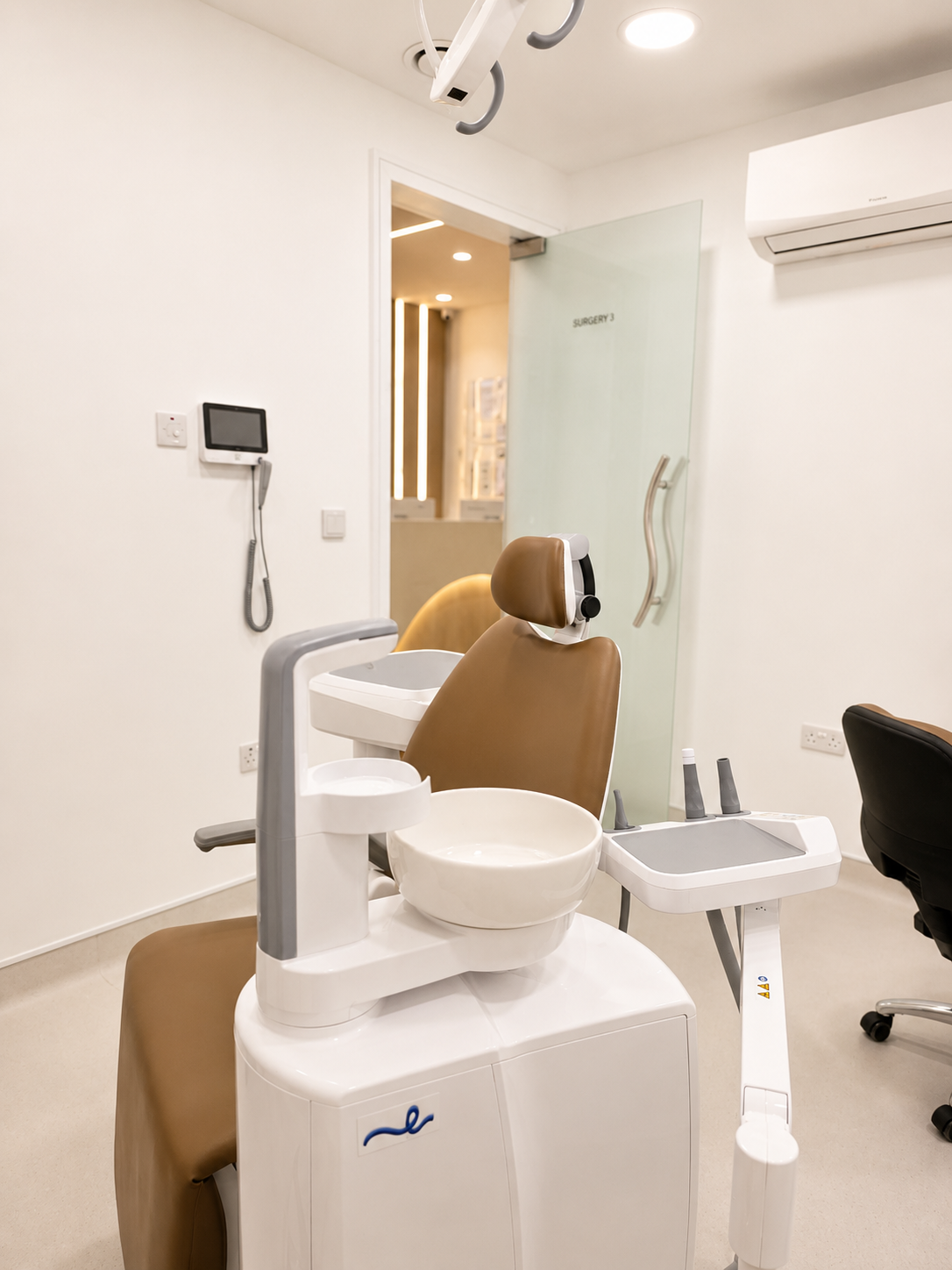 Treatment room at Gentle Dental Care, Golders Green